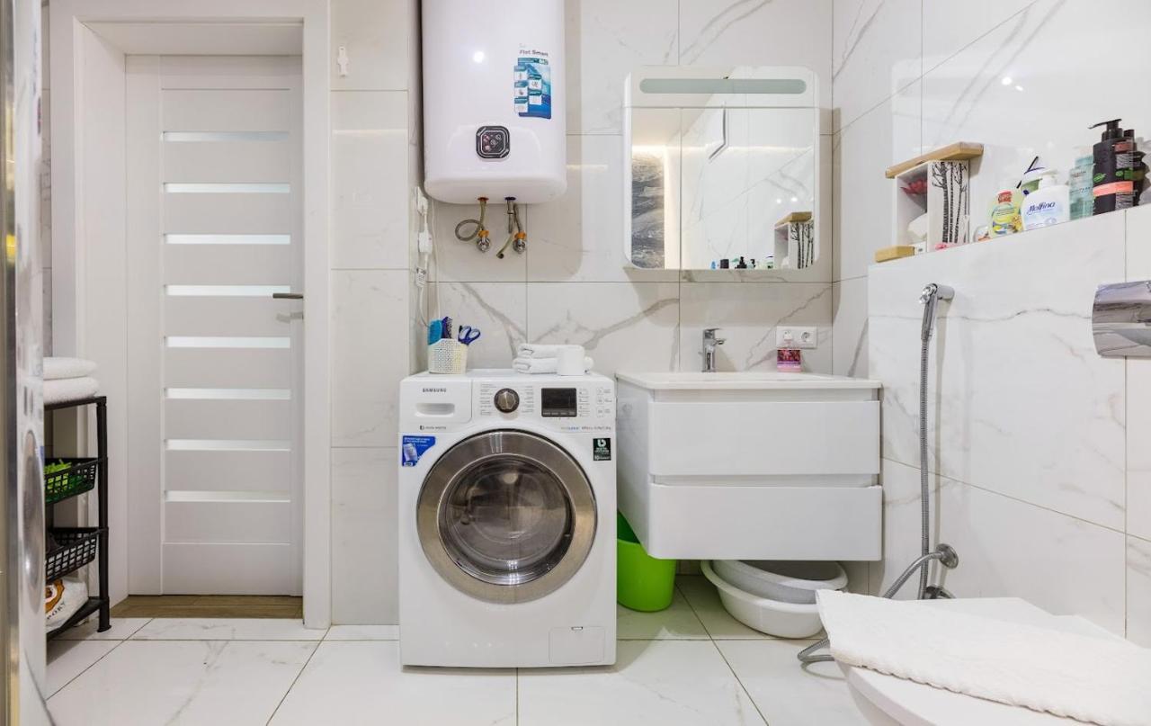Apartament Квартира У Будинку З Власним Бомбосховищем Біля Жд Вокзалу 50 М2 Kijów Zewnętrze zdjęcie